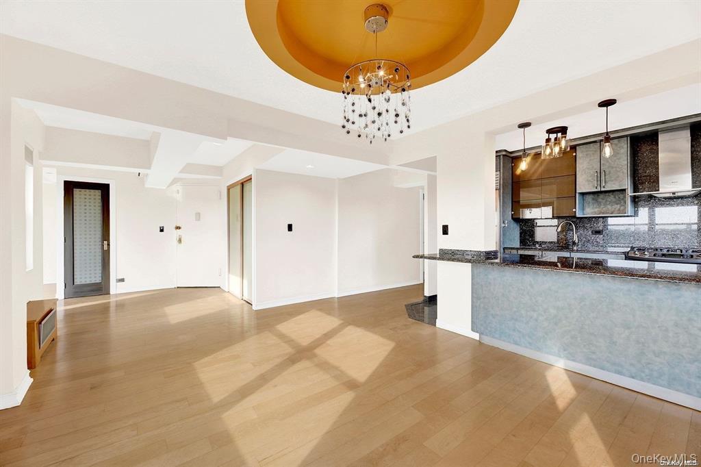 #7 photo, 109-33 71st Road, Forest Hills , NY 11375