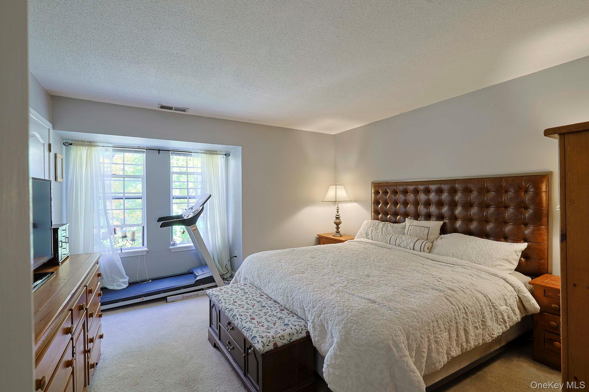 #14 photo, 209 Crestwood Court, Fishkill , NY 12524