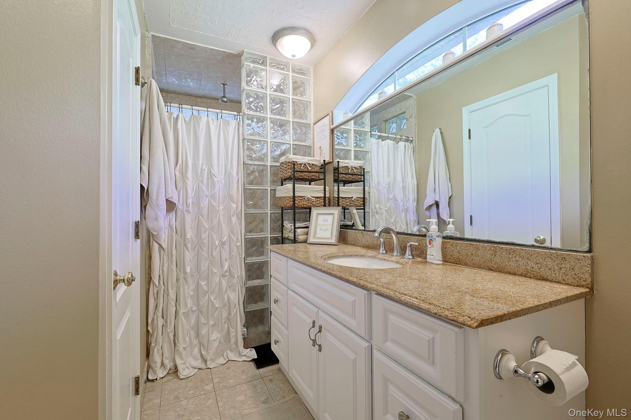 #15 photo, 209 Crestwood Court, Fishkill , NY 12524