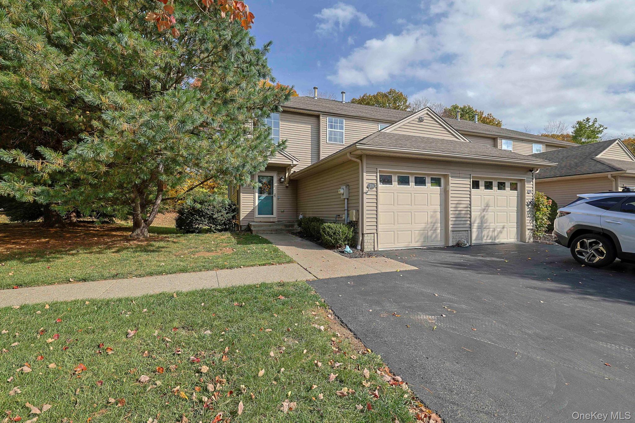 #3 photo, 209 Crestwood Court, Fishkill , NY 12524