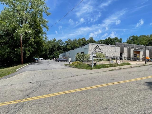 #4 photo, 18 W Main Street, Beacon , NY 12508