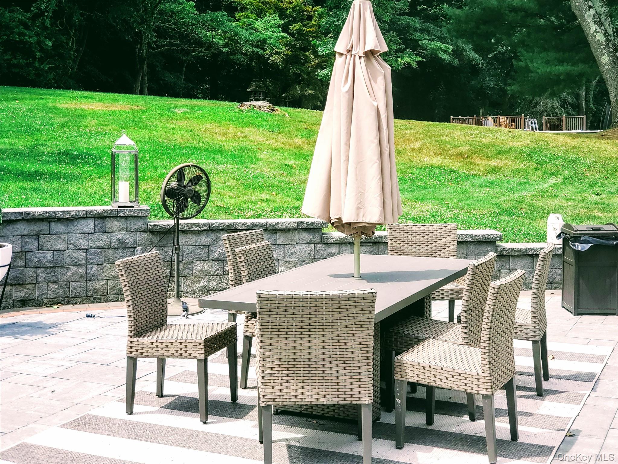 #6 photo, 10 Foxwood Lane, Thornwood , NY 10594