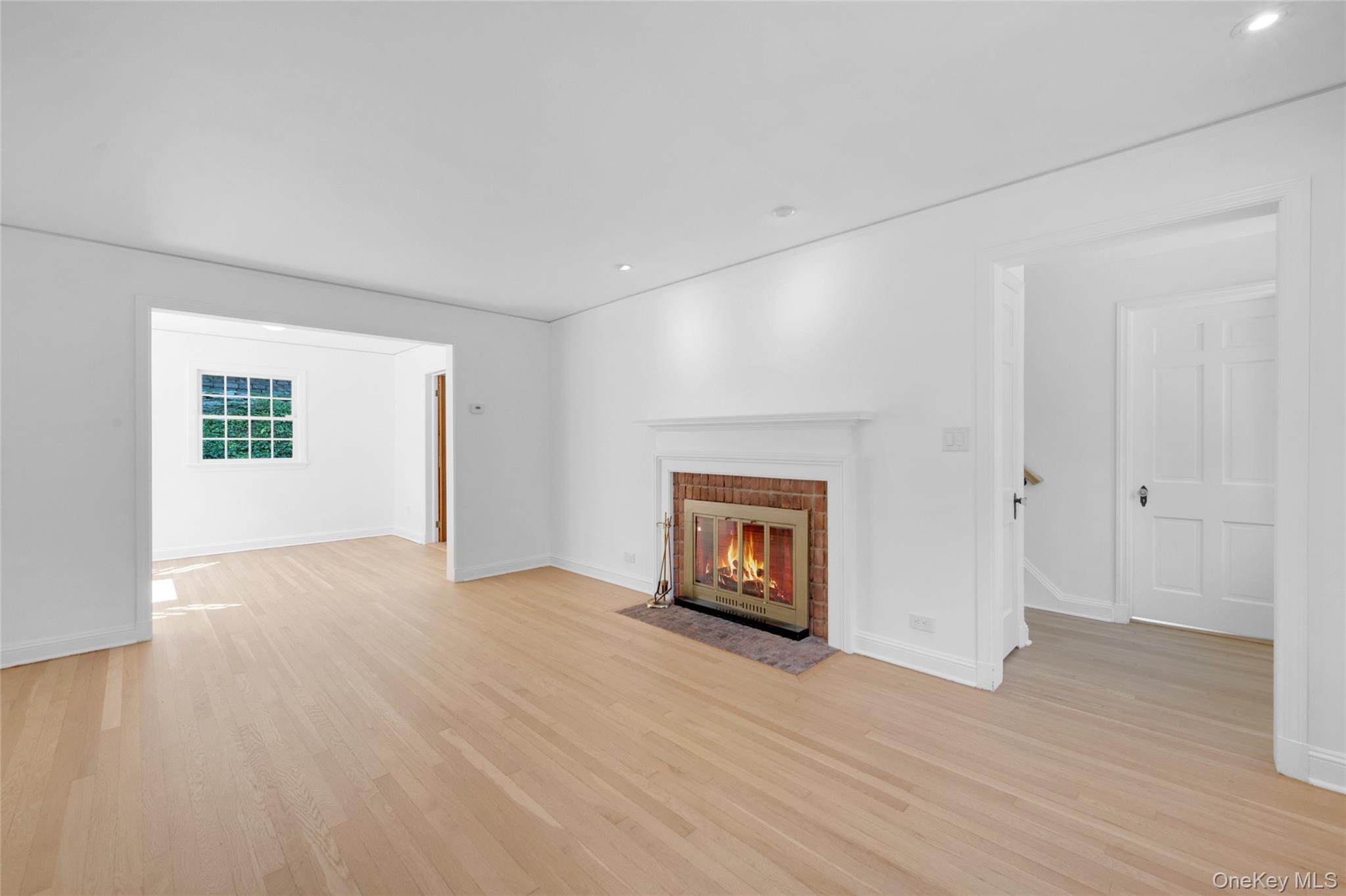 #6 photo, 355 Sprain Road, Yonkers , NY 10710