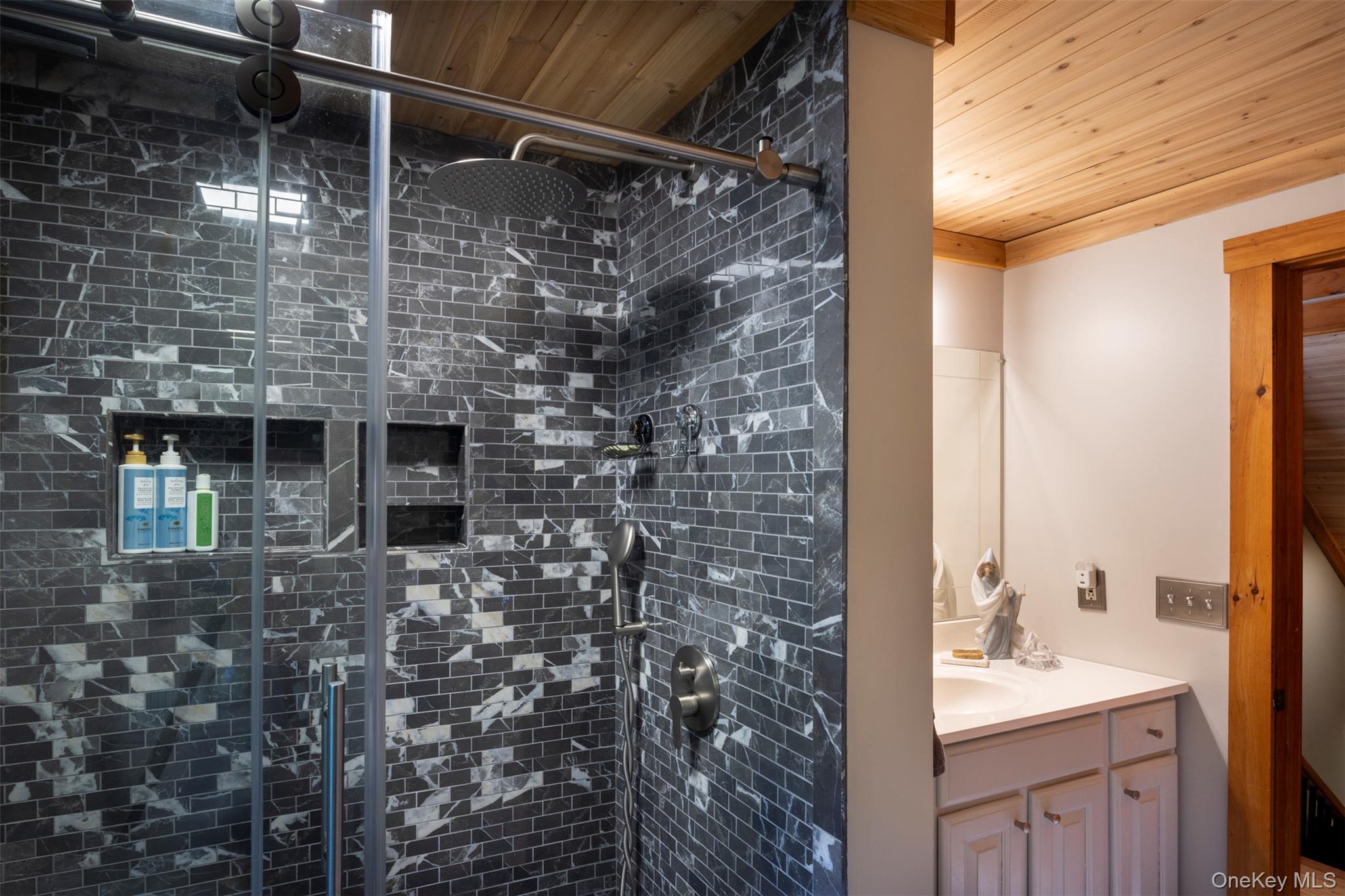 #19 photo, 2246 County Road 3, Olivebridge , NY 12461