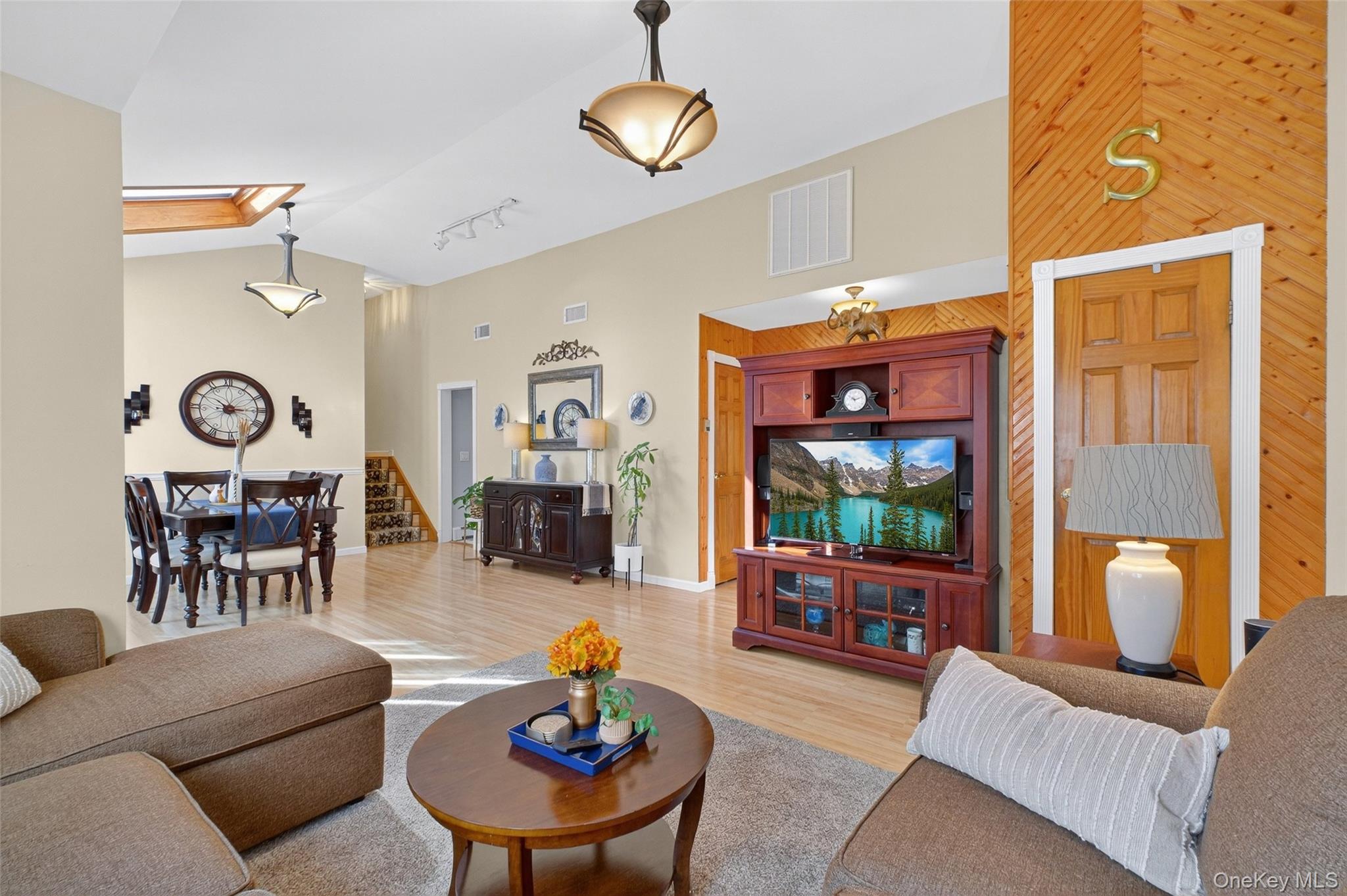 #6 photo, 15 Woodbine Drive, Mahopac , NY 10541