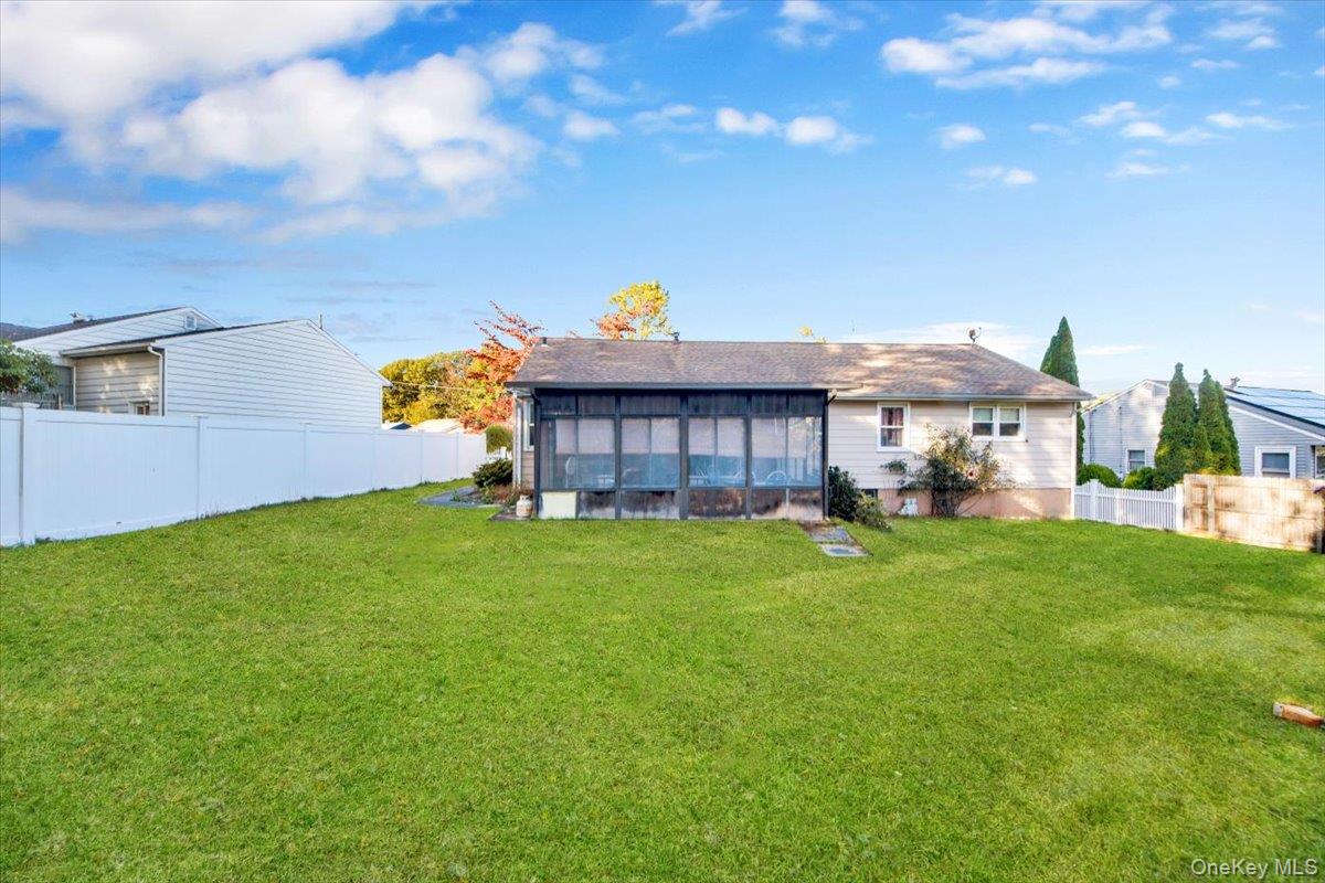 #18 photo, 75 Capt Shankey Drive, Garnerville , NY 10923