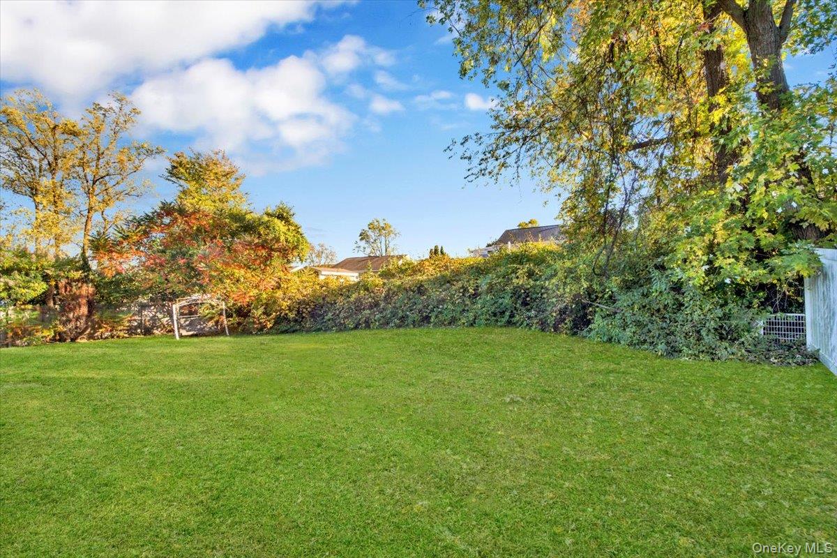 #19 photo, 75 Capt Shankey Drive, Garnerville , NY 10923