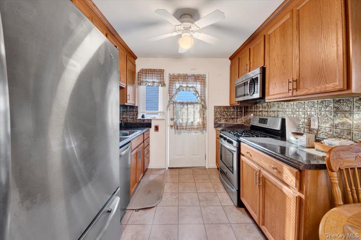 #6 photo, 75 Capt Shankey Drive, Garnerville , NY 10923