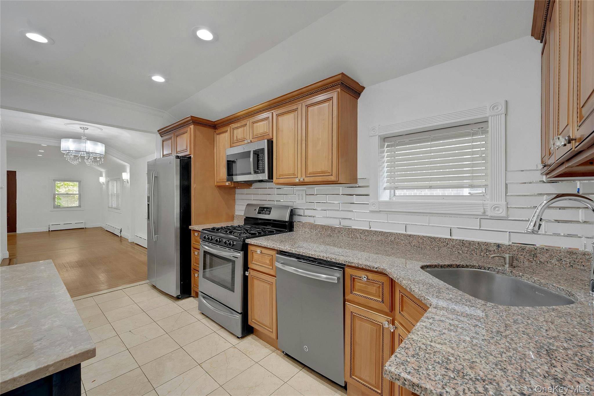 #10 photo, 4408 Locust Point Drive, ブロンクス区 Bronx , NY 10465