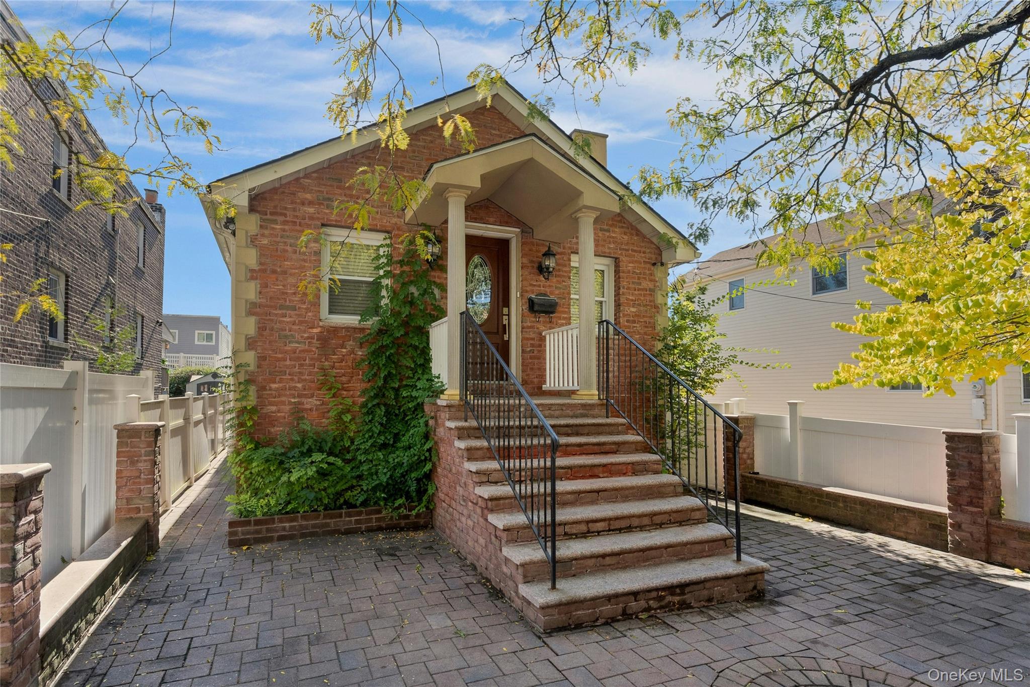 #3 photo, 4408 Locust Point Drive, ブロンクス区 Bronx , NY 10465