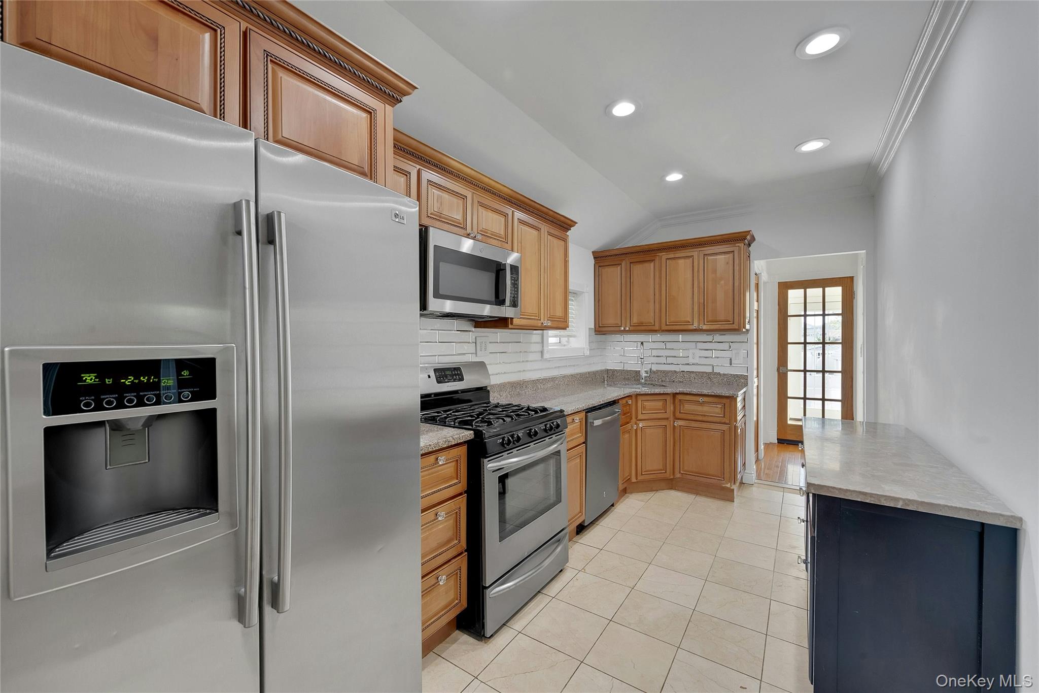 #9 photo, 4408 Locust Point Drive, ブロンクス区 Bronx , NY 10465