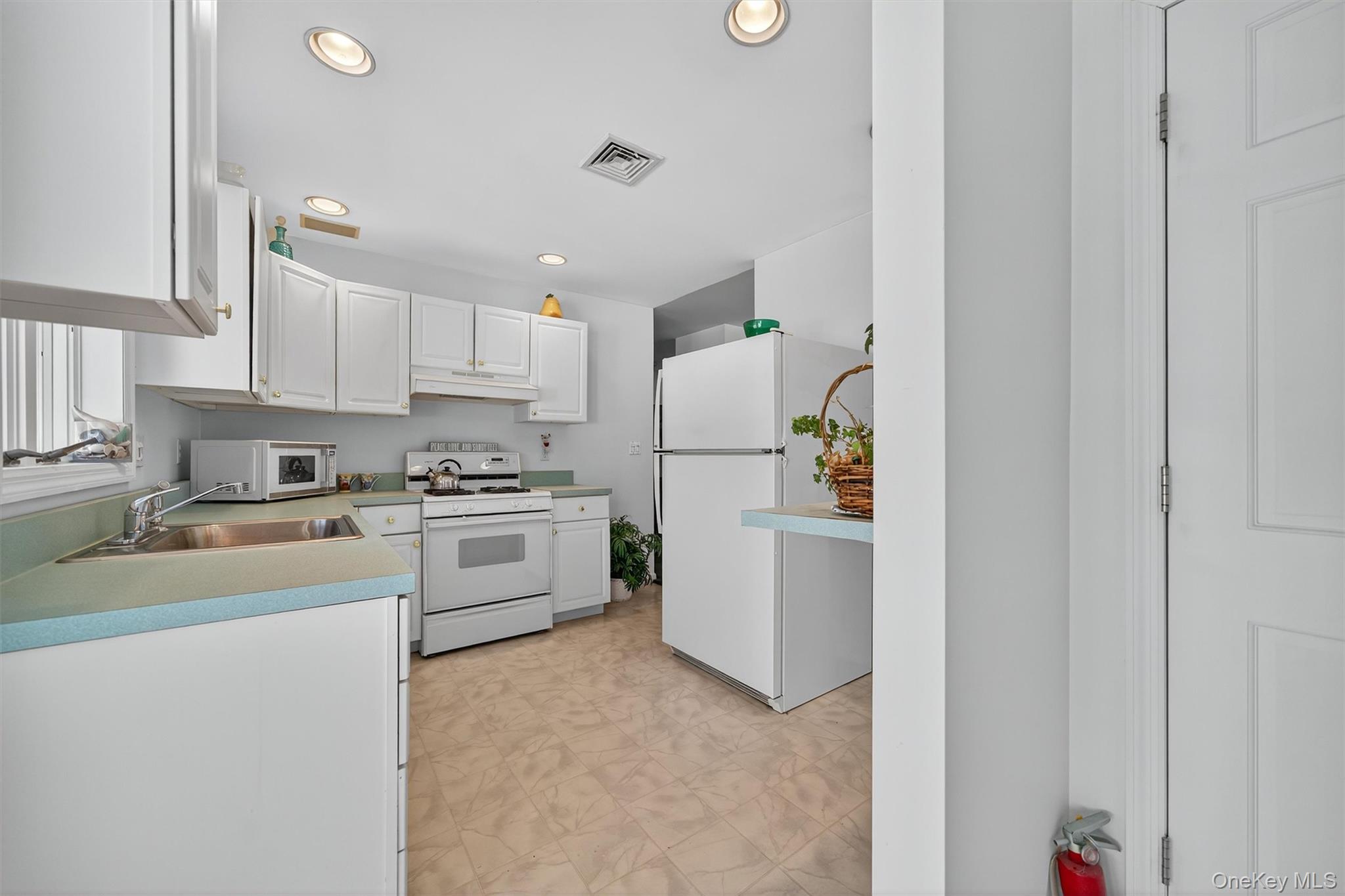 #14 photo, 12 State Street, Middletown , NY 10940