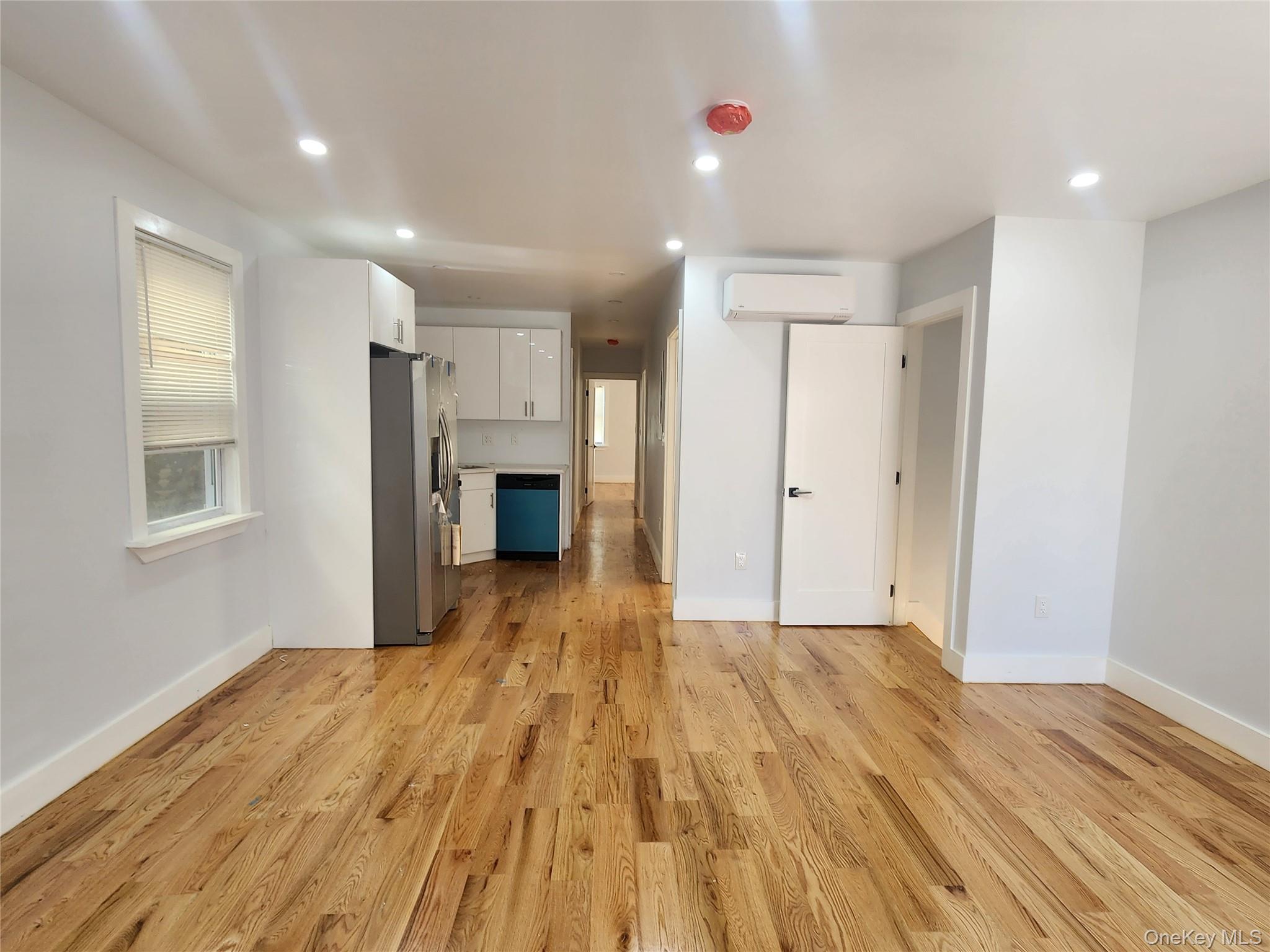 #5 photo, 330 Taylor Avenue, ブロンクス区 Bronx , NY 10473