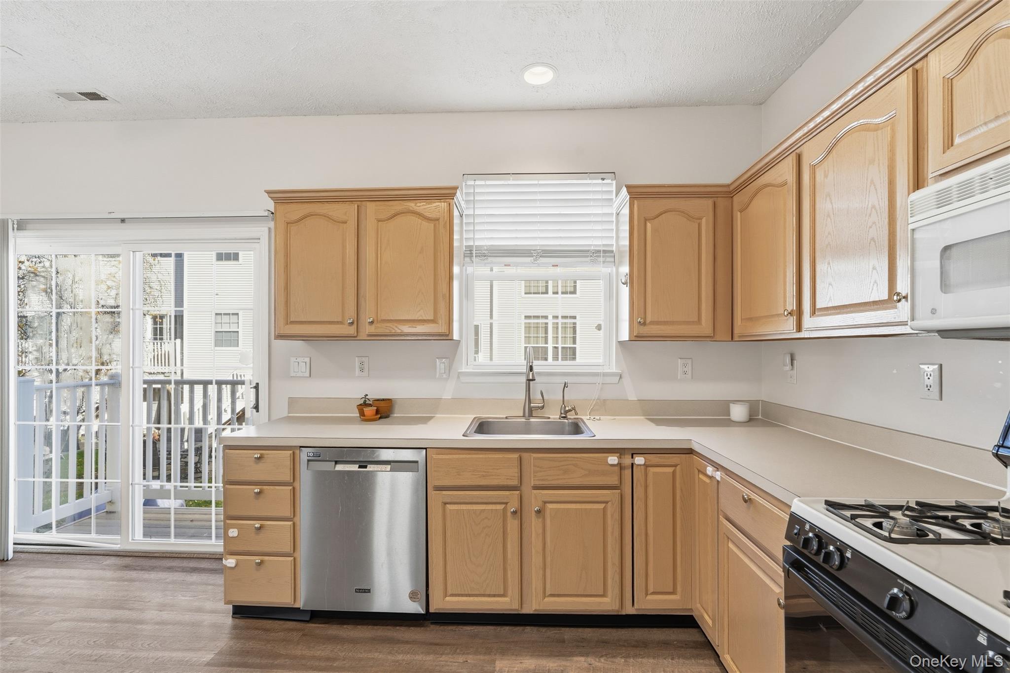 #14 photo, 16 Autumn Drive, Nanuet , NY 10954