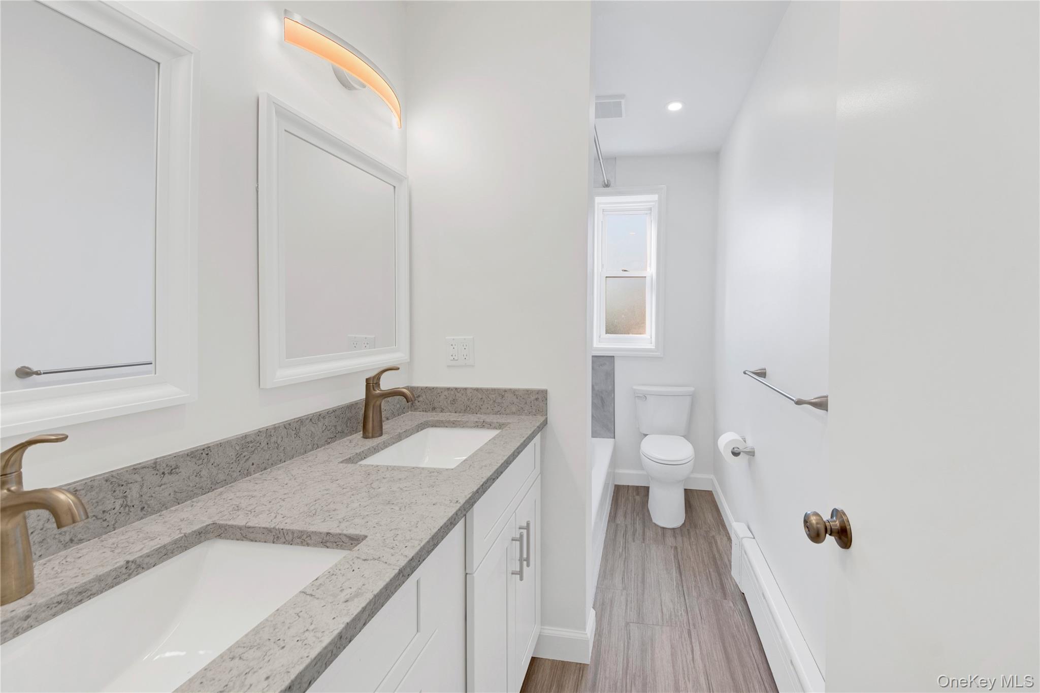 #12 photo, 305 Sixth Ave, Pelham , NY 10803