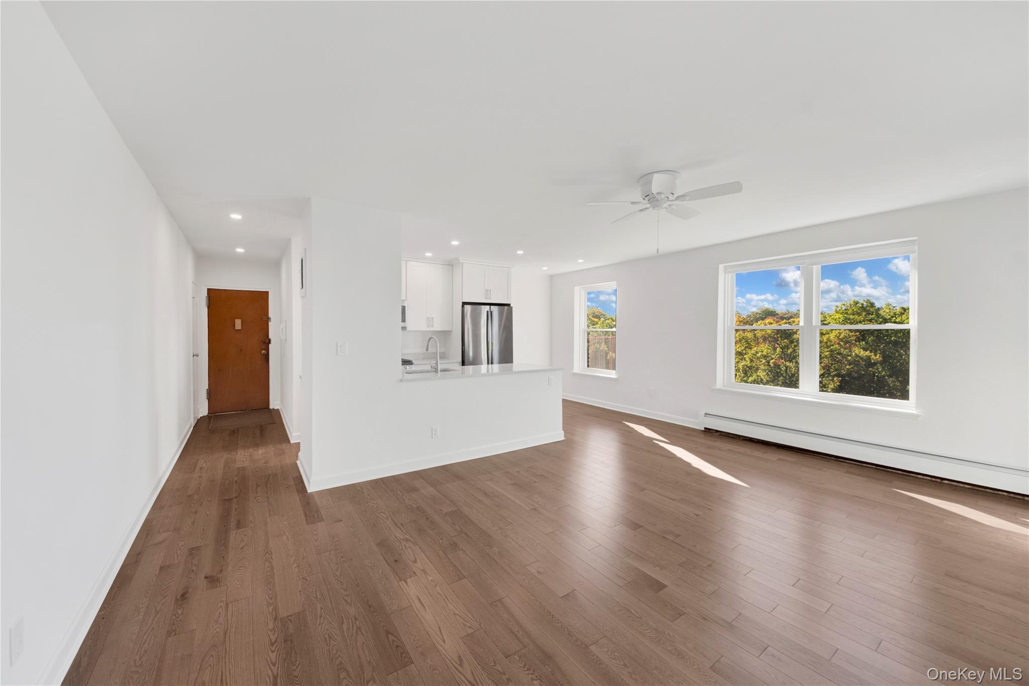 #2 photo, 305 Sixth Ave, Pelham , NY 10803