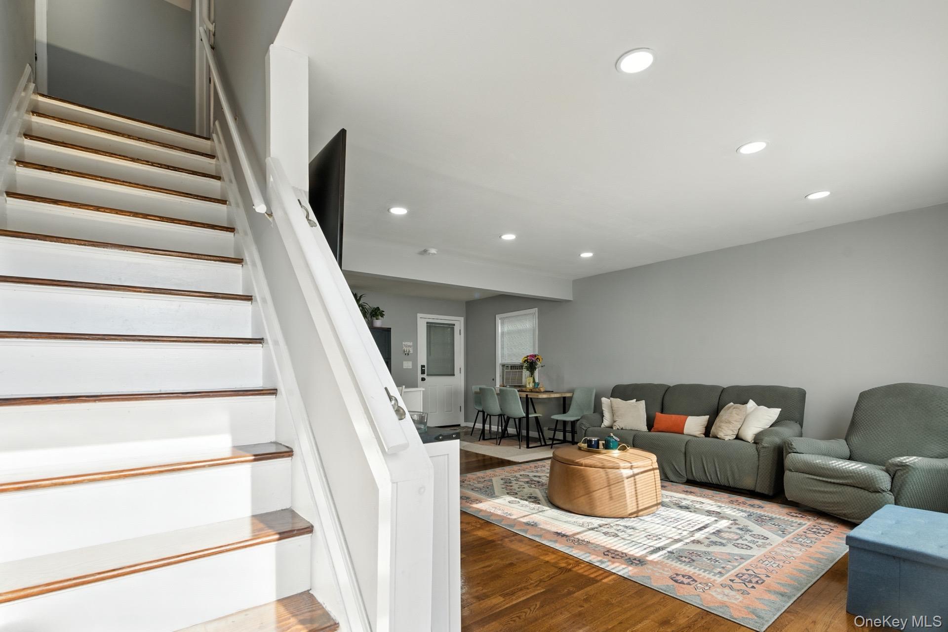 #12 photo, 111 Sherbrooke Road, サフォーク郡 West Babylon , NY 11704