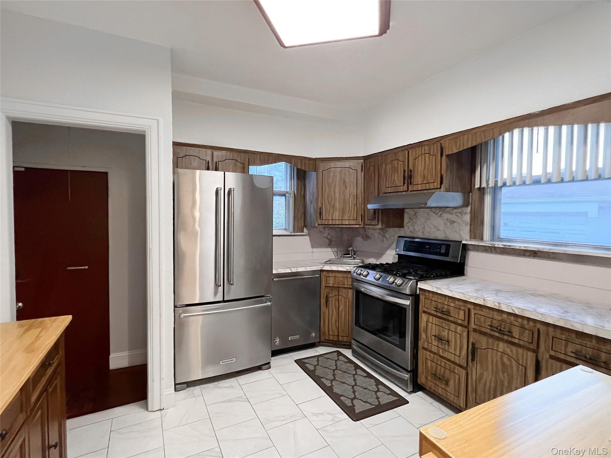 #6 photo, 4706 Utopia Parkway, Flushing , NY 11358