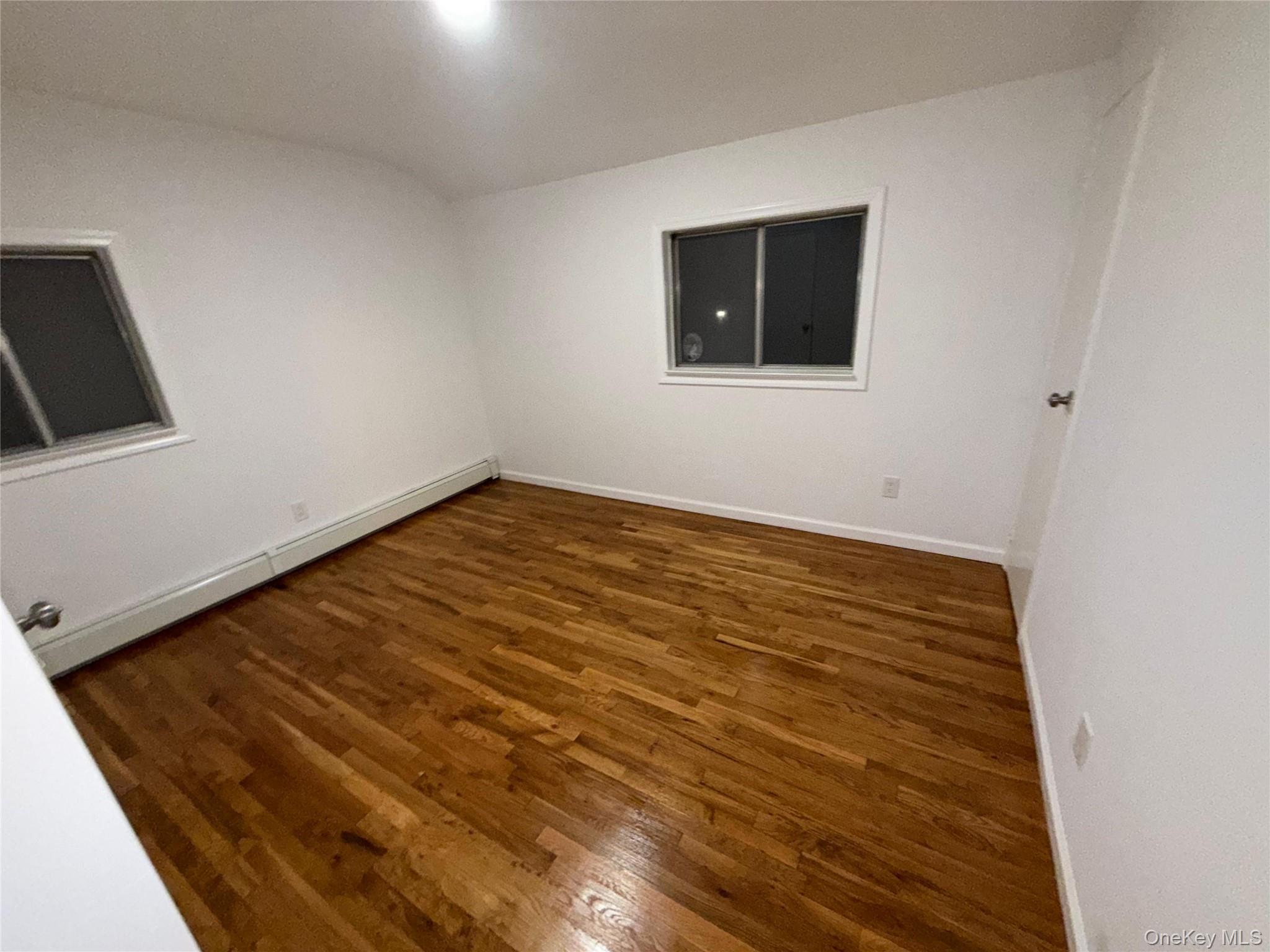 #5 photo, 8 Jonquill Lane, サフォーク郡 Kings Park , NY 11754