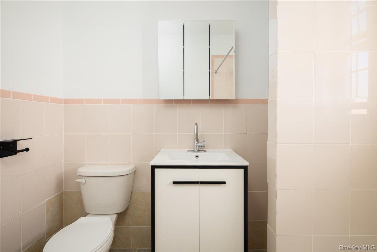 #5 photo, 83-09 Talbot, Kew Gardens , NY 11415