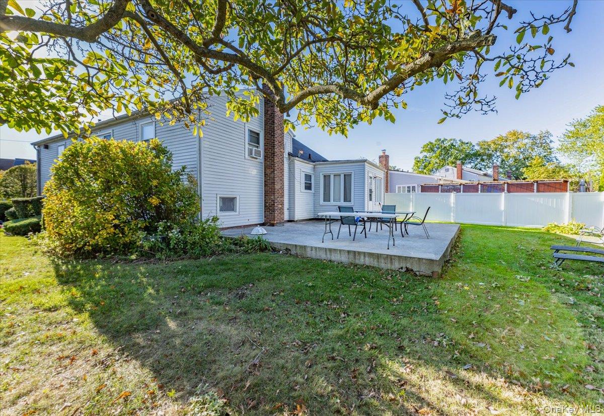 #15 photo, 850 Ibsen Street, ナッソー郡 Woodmere , NY 11598