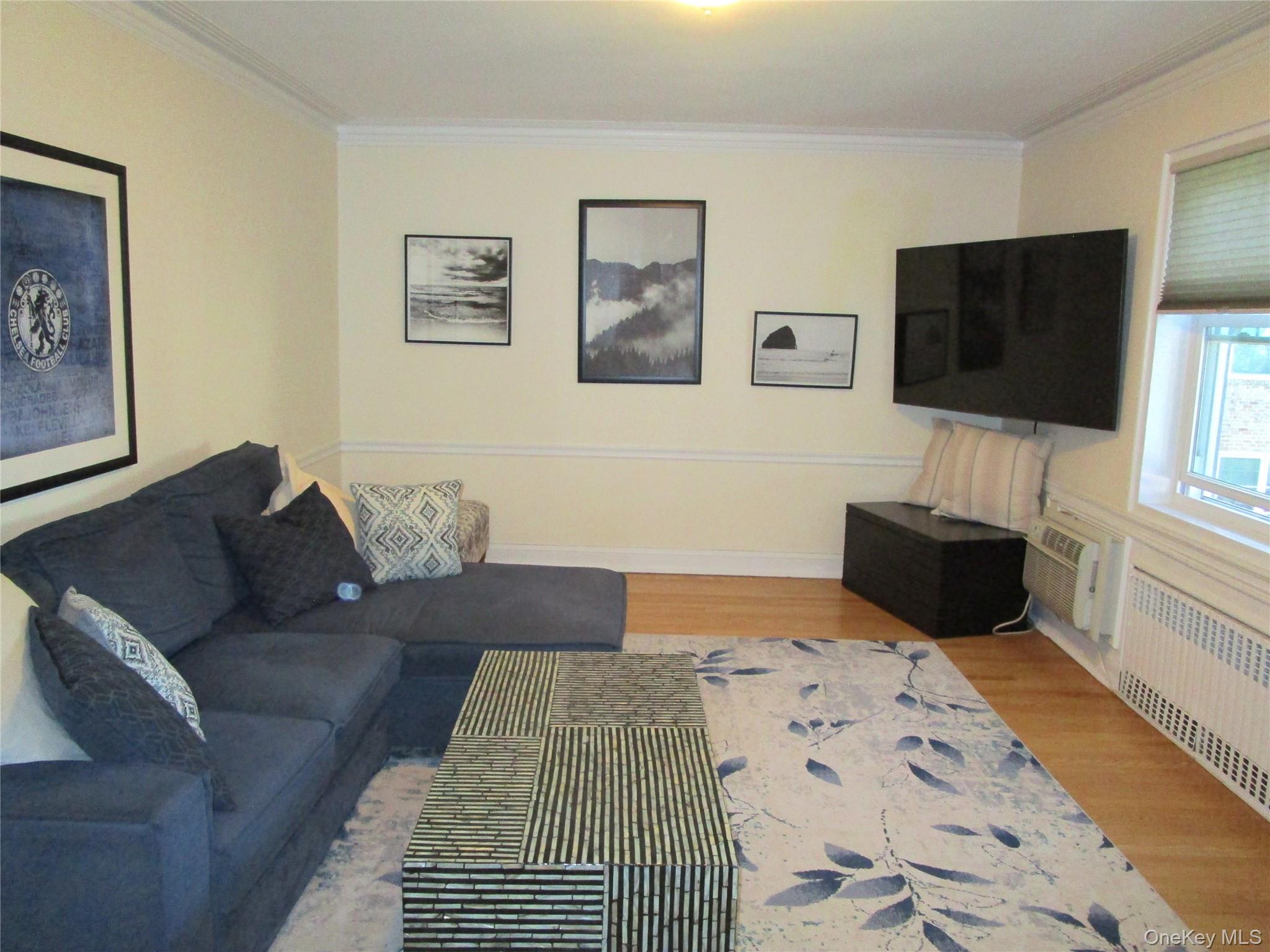 #14 photo, 43 N Forest Avenue, ナッソー郡 Rockville Centre , NY 11570