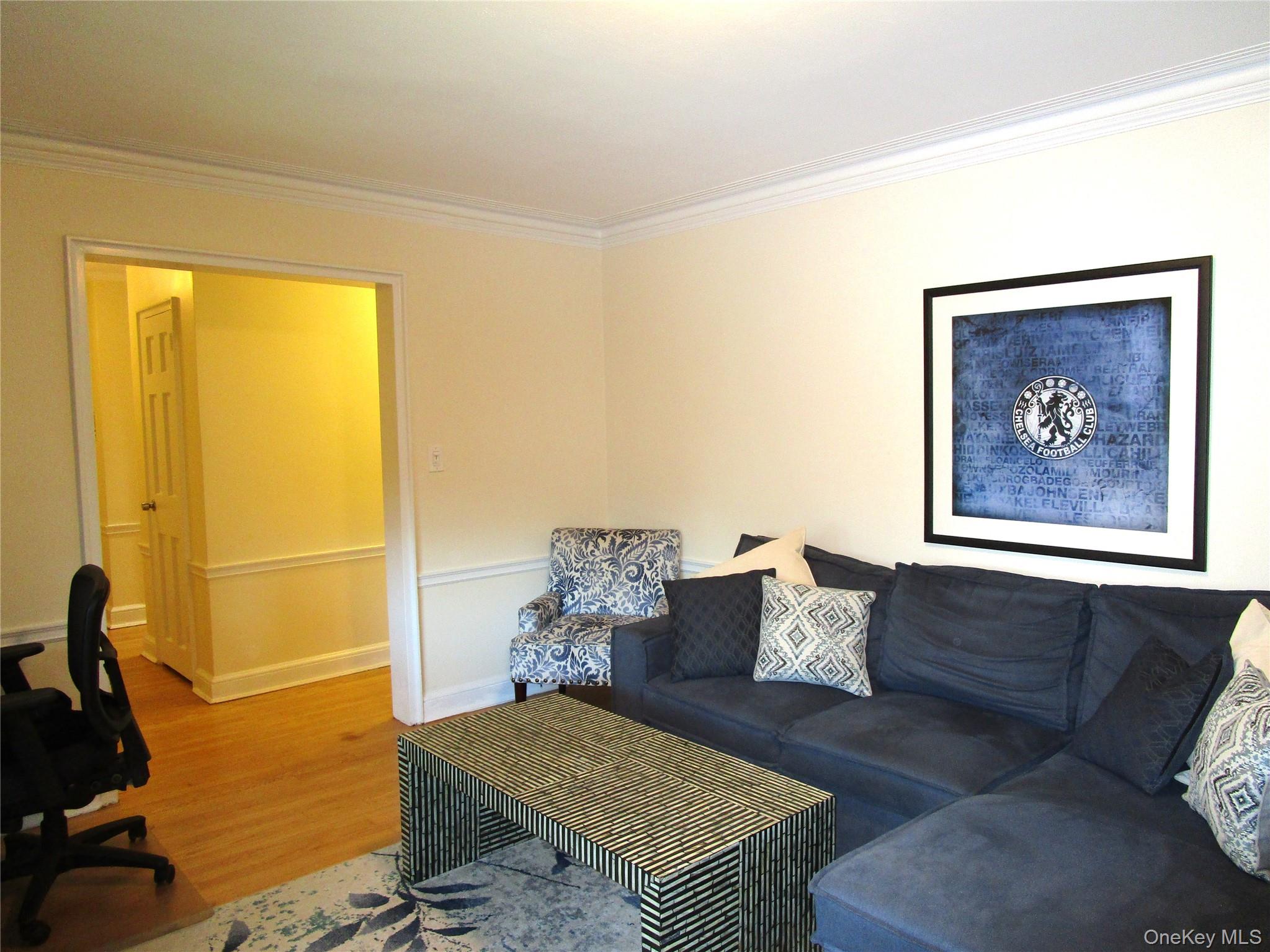 #17 photo, 43 N Forest Avenue, ナッソー郡 Rockville Centre , NY 11570