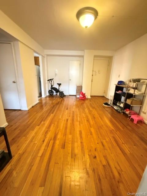 #6 photo, 83-30 Vietor Avenue, クイーンズ区 Elmhurst , NY 11373