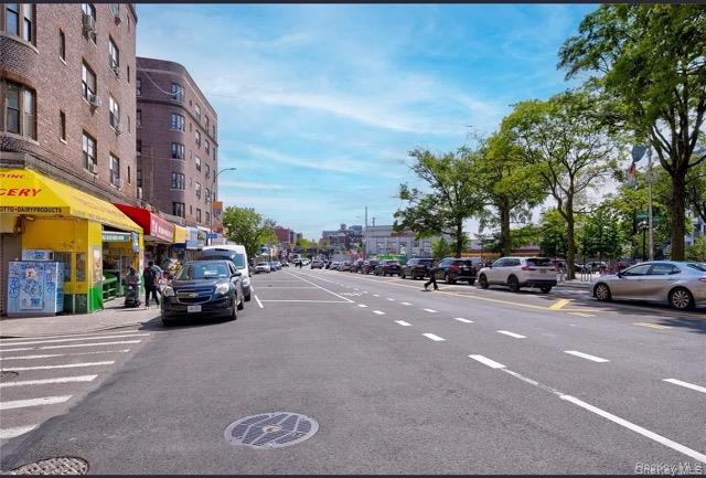 #9 photo, 83-30 Vietor Avenue, クイーンズ区 Elmhurst , NY 11373