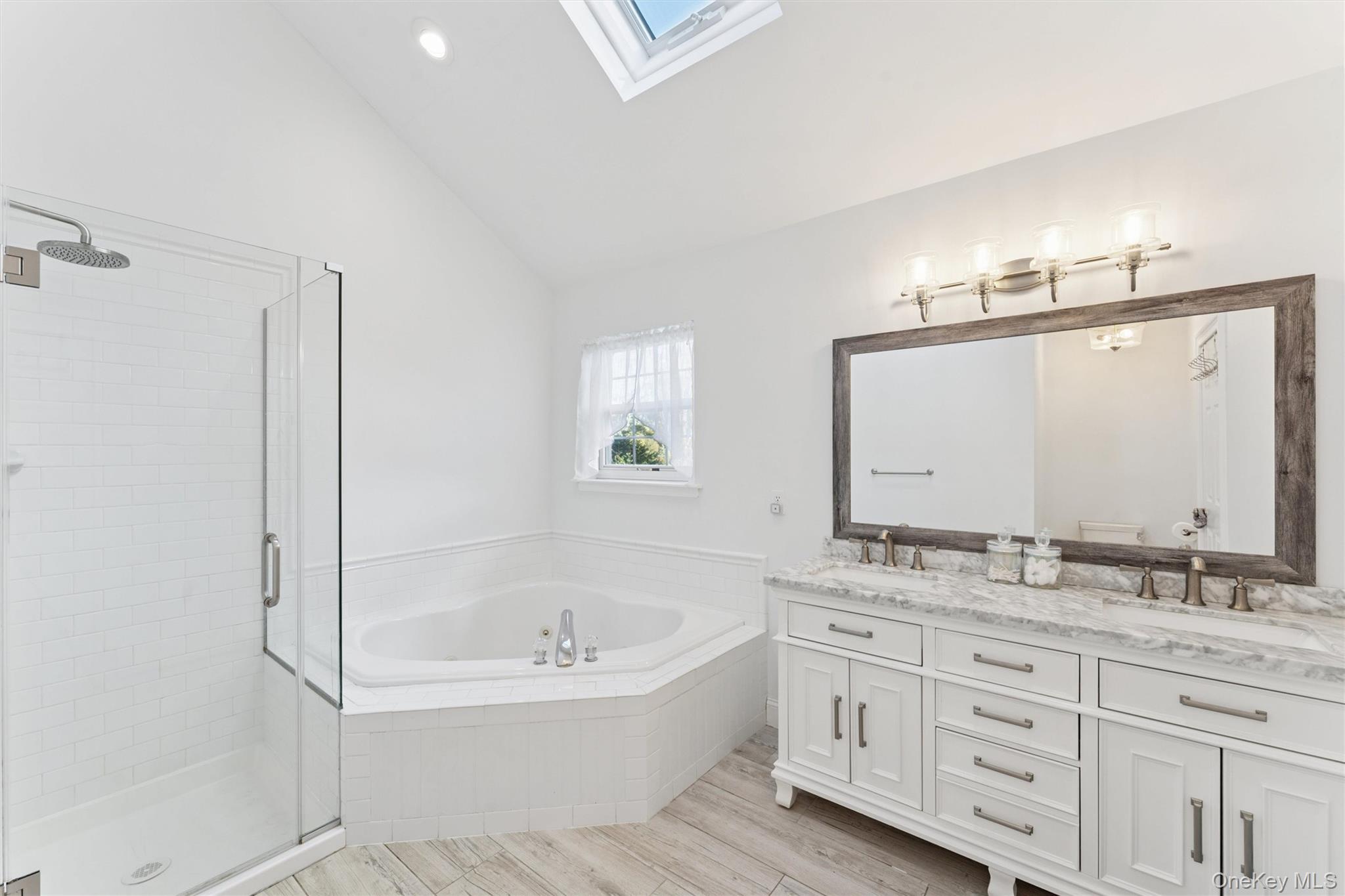 #11 photo, 3 Seatuck Cove Circle, サフォーク郡 Eastport , NY 11941