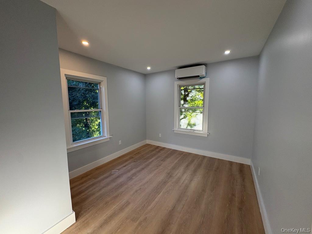 #2 photo, 23 Belknap Avenue, Yonkers , NY 10701