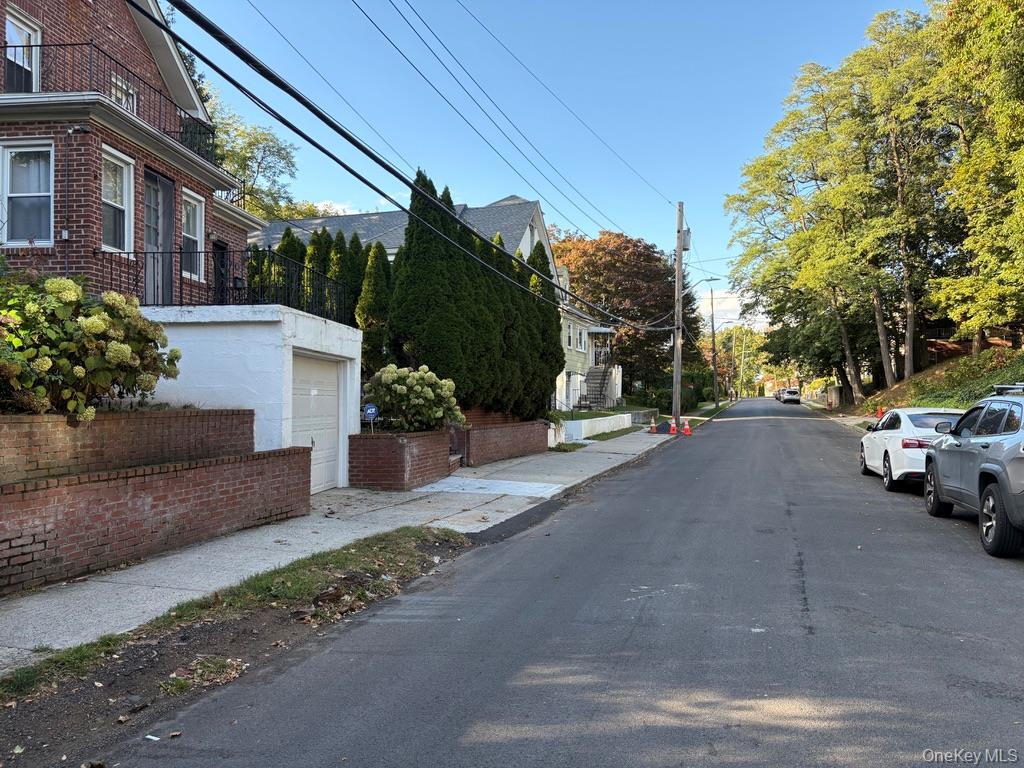 #6 photo, 23 Belknap Avenue, Yonkers , NY 10701