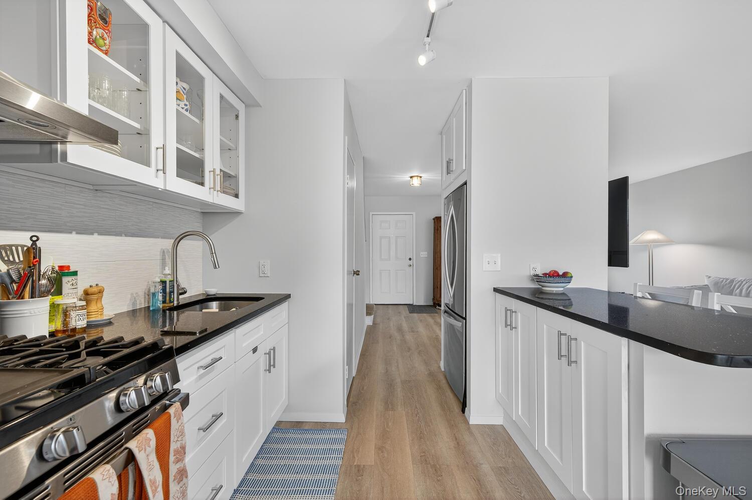 #12 photo, 22 Eighth Street, Bayville , NY 11709