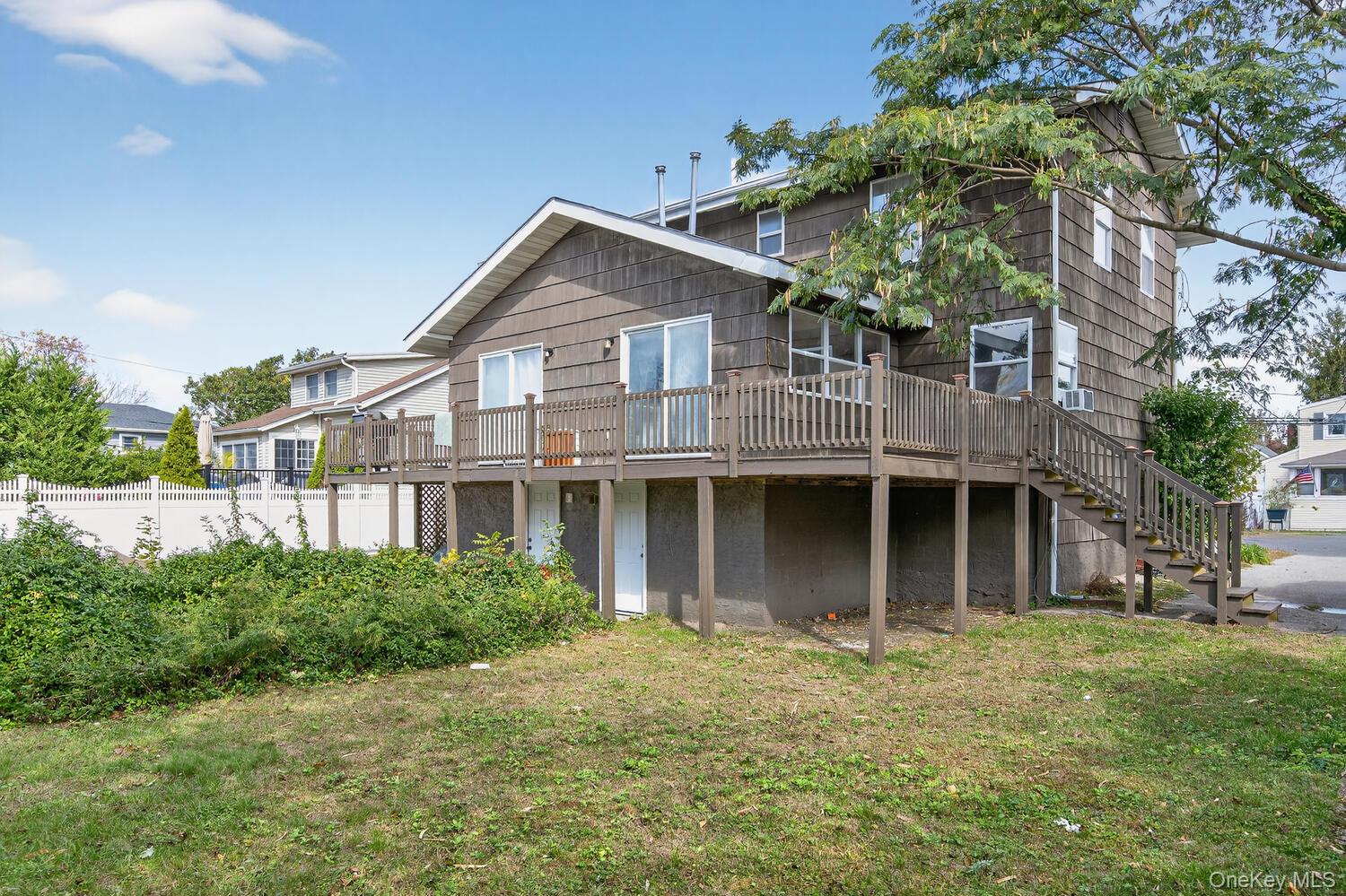 #17 photo, 22 Eighth Street, Bayville , NY 11709