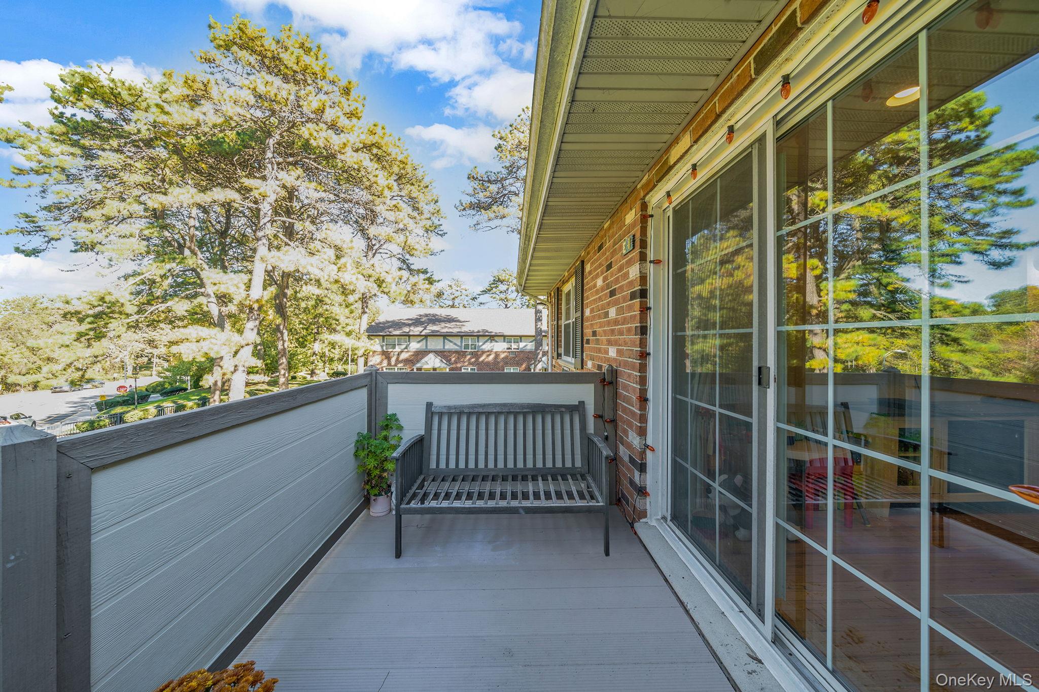 #6 photo, 14 Glen Hollow Drive, サフォーク郡 Holtsville , NY 11742