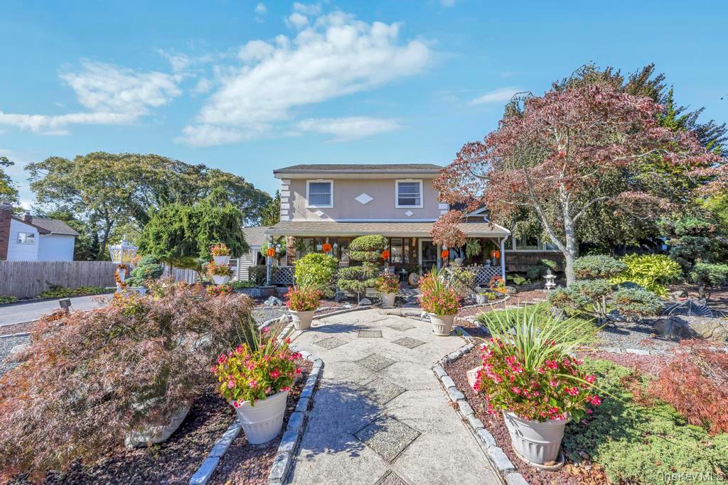 #2 photo, 23 Longstreet Drive, サフォーク郡 Lake Grove , NY 11755