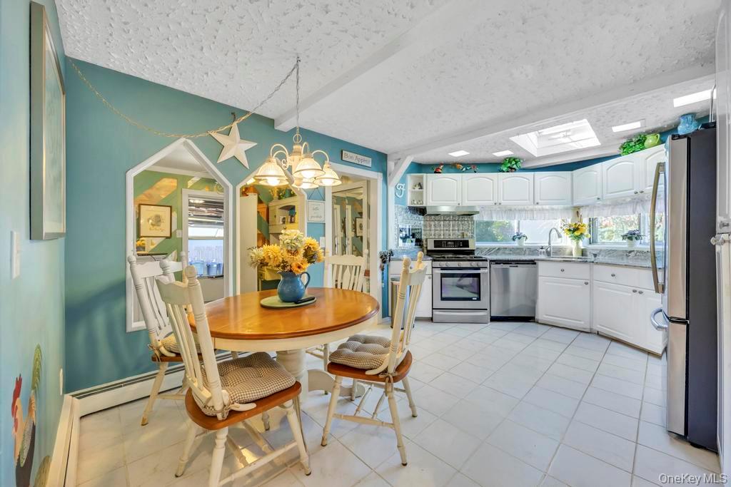 #5 photo, 23 Longstreet Drive, サフォーク郡 Lake Grove , NY 11755