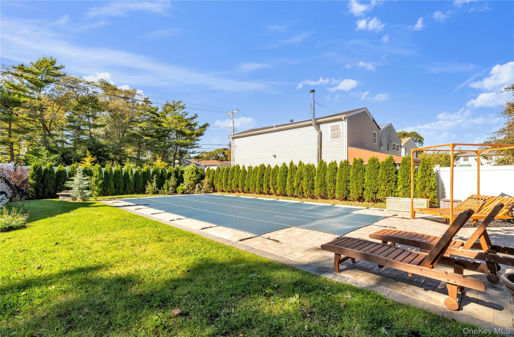 #16 photo, 102 Lafayette Street, サフォーク郡 Copiague , NY 11726