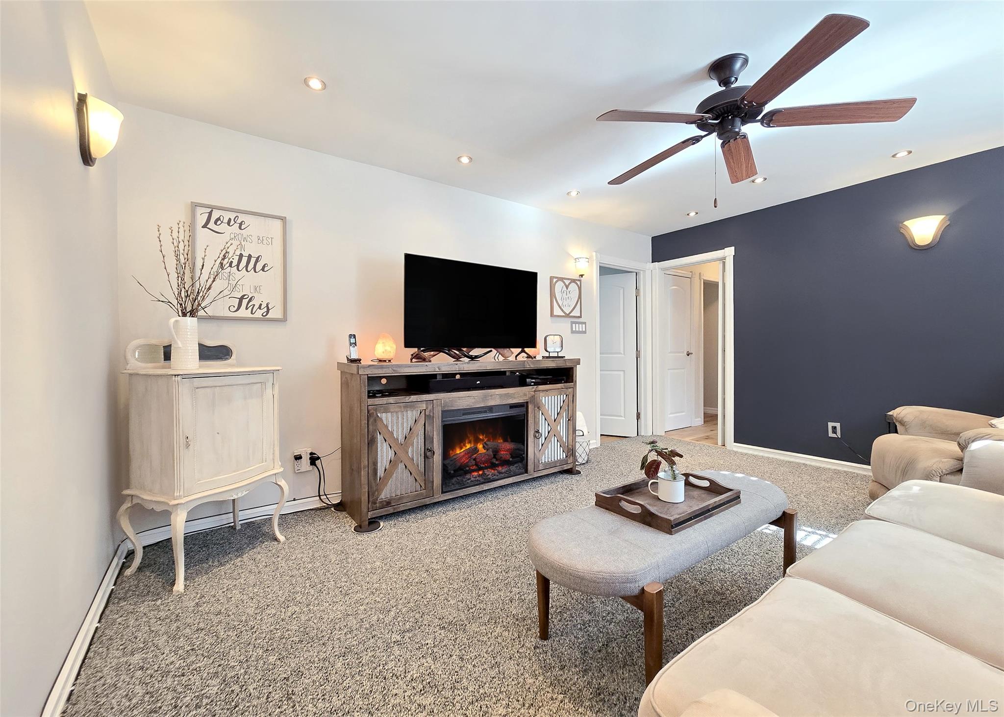 #10 photo, 114 Wedgewood Drive, サフォーク郡 Coram , NY 11727