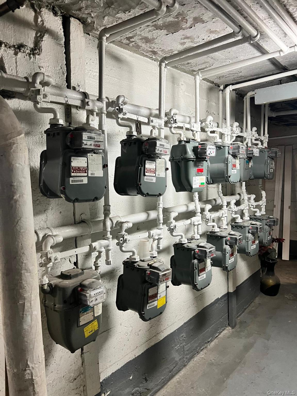 #14 photo, 37-20/22 99th STREET, クイーンズ区 Corona , NY 11368