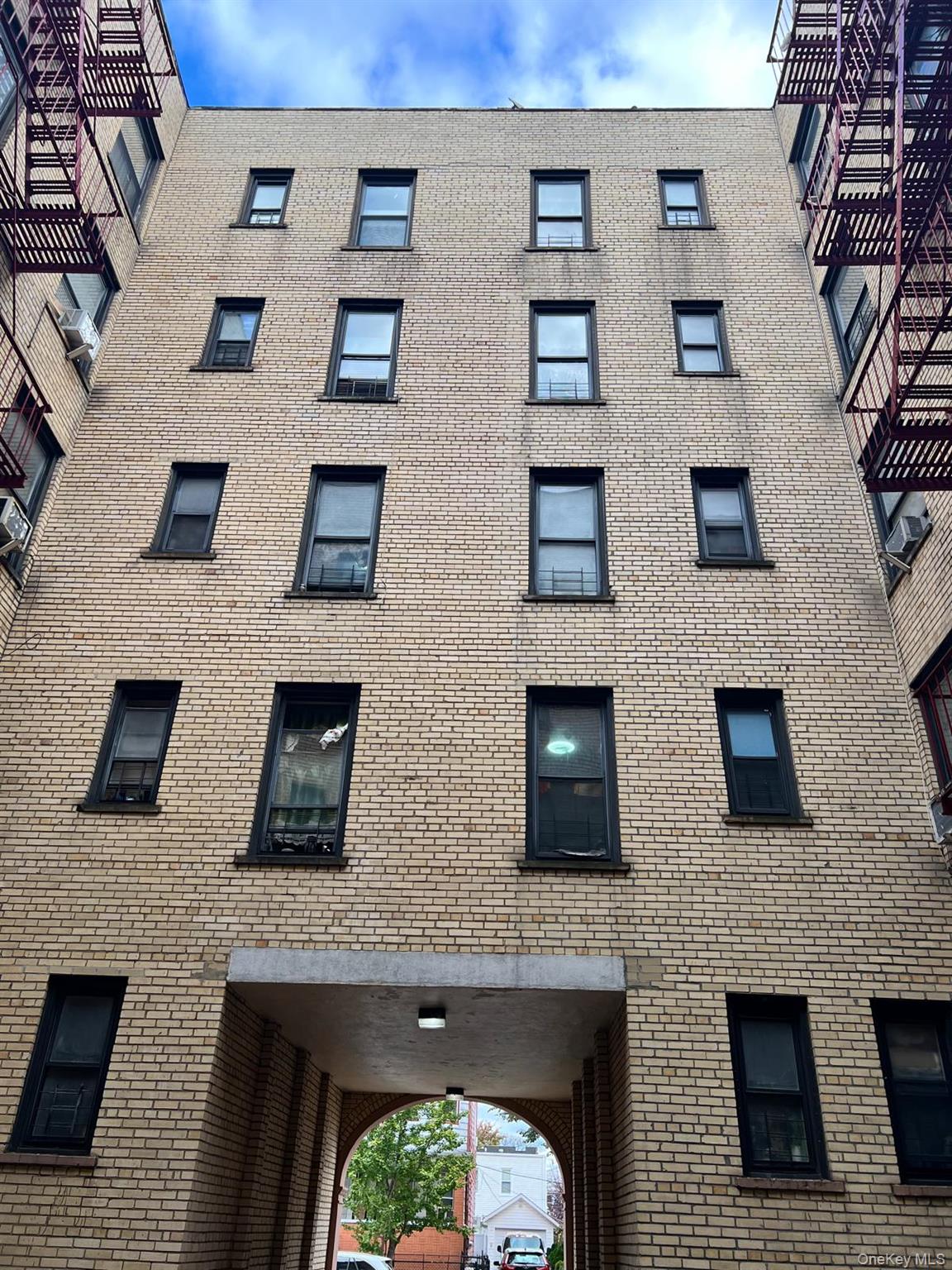 #7 photo, 37-20/22 99th STREET, クイーンズ区 Corona , NY 11368