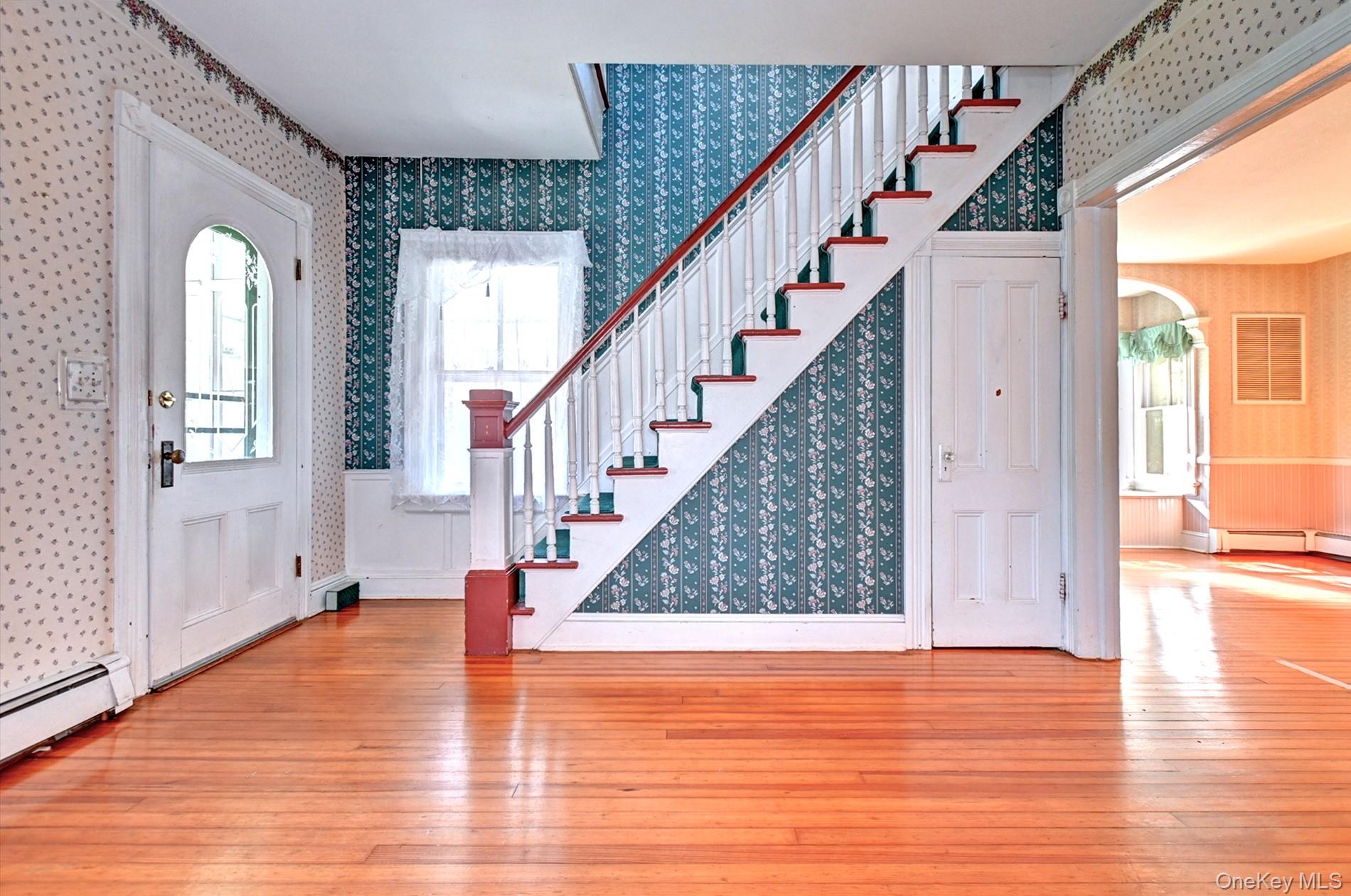 #3 photo, 214 Foster Avenue, サフォーク郡 Sayville , NY 11782