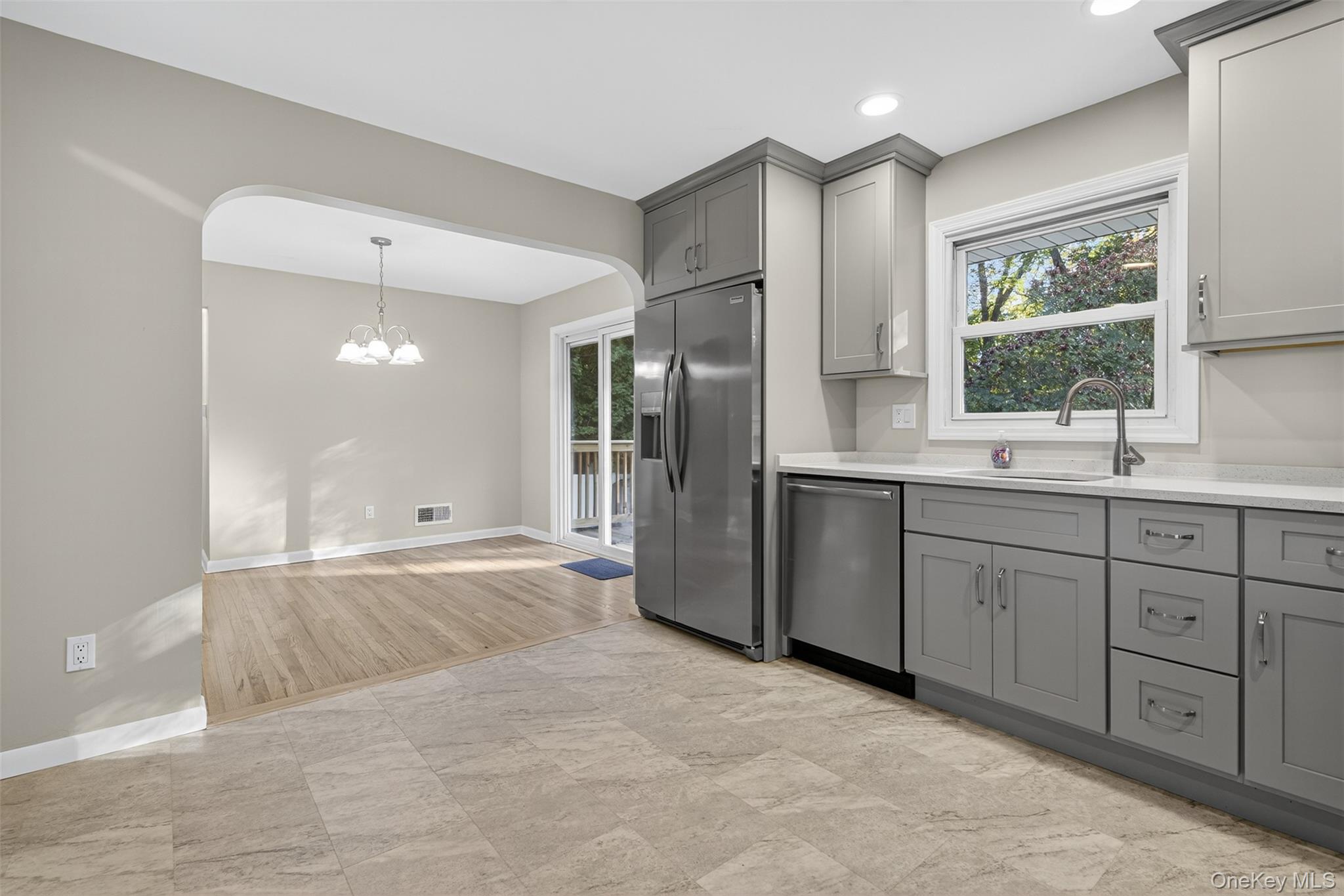 #9 photo, 20 Jerrys Avenue, Nanuet , NY 10954