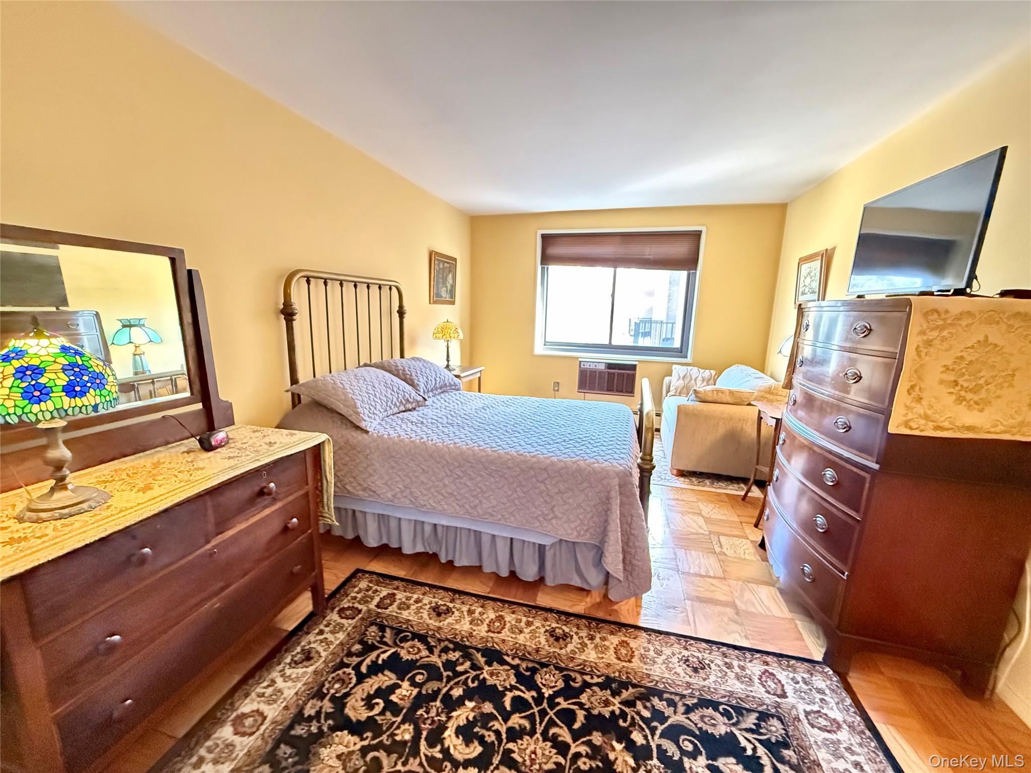 #8 photo, 100 E Hartsdale Avenue, Hartsdale , NY 10530