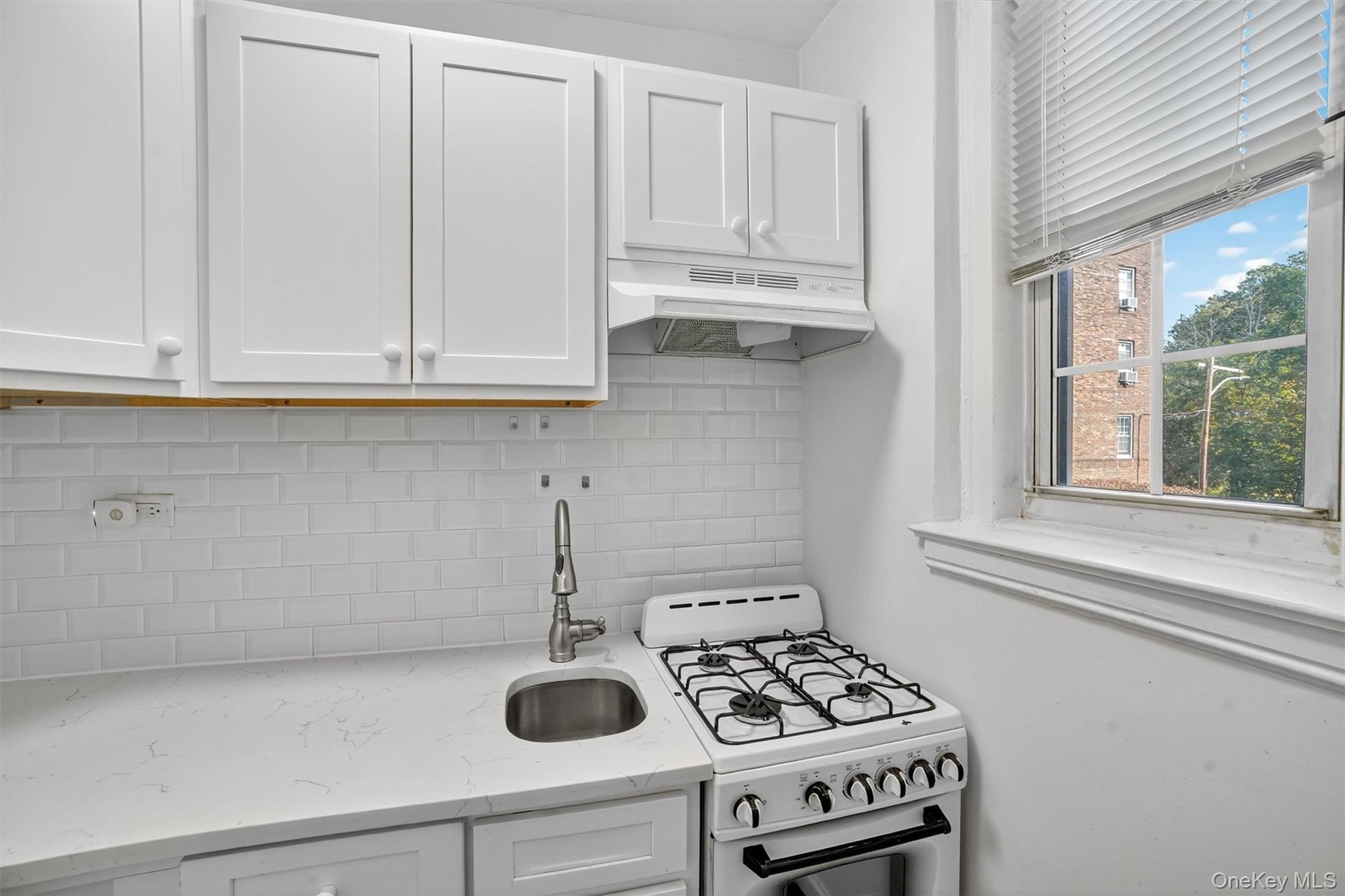 #13 photo, 25 Parkview Avenue, ブロンクス区 Bronxville , NY 10708