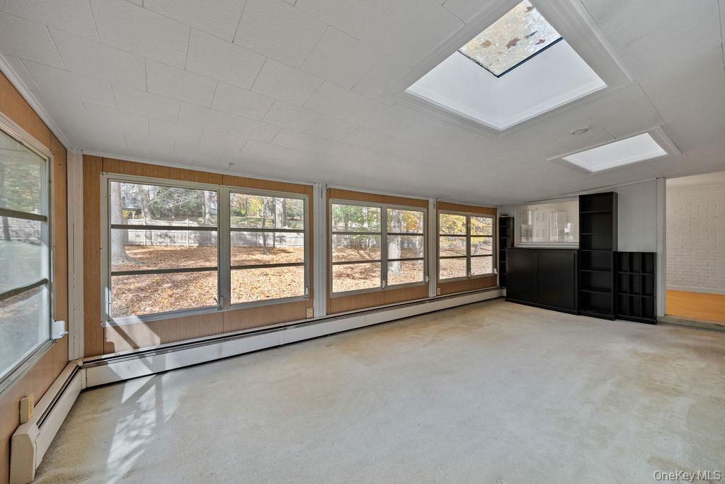 #18 photo, 5 Steinway Court, Suffern , NY 10901