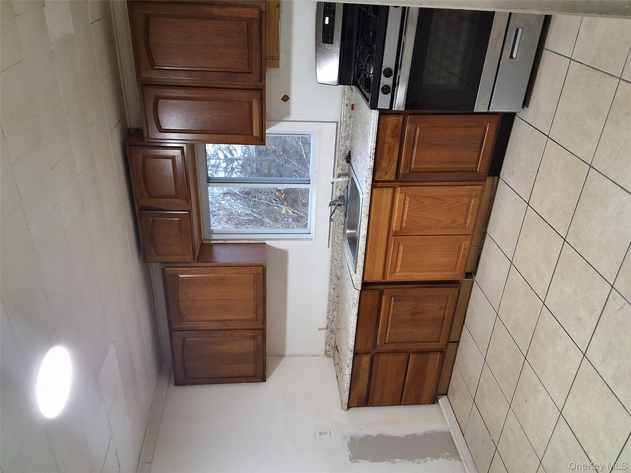 #5 photo, 84 North Road, Bloomingburg , NY 12721