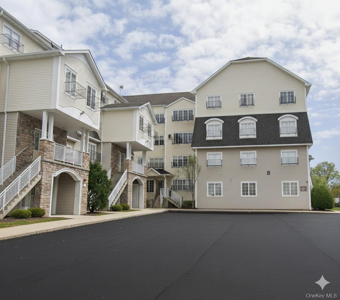 #1 photo, 8 Lemberg Court, Monroe , NY 10950