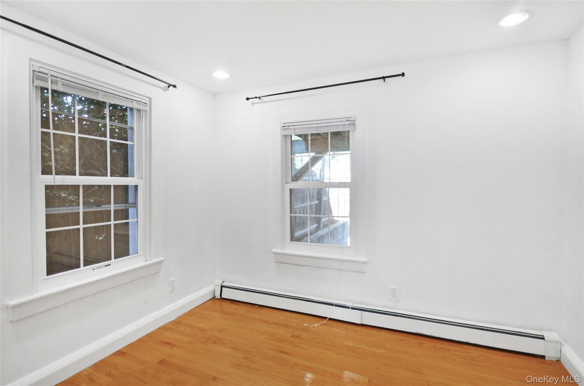 #4 photo, 29 S Eckar Street, Irvington , NY 10533