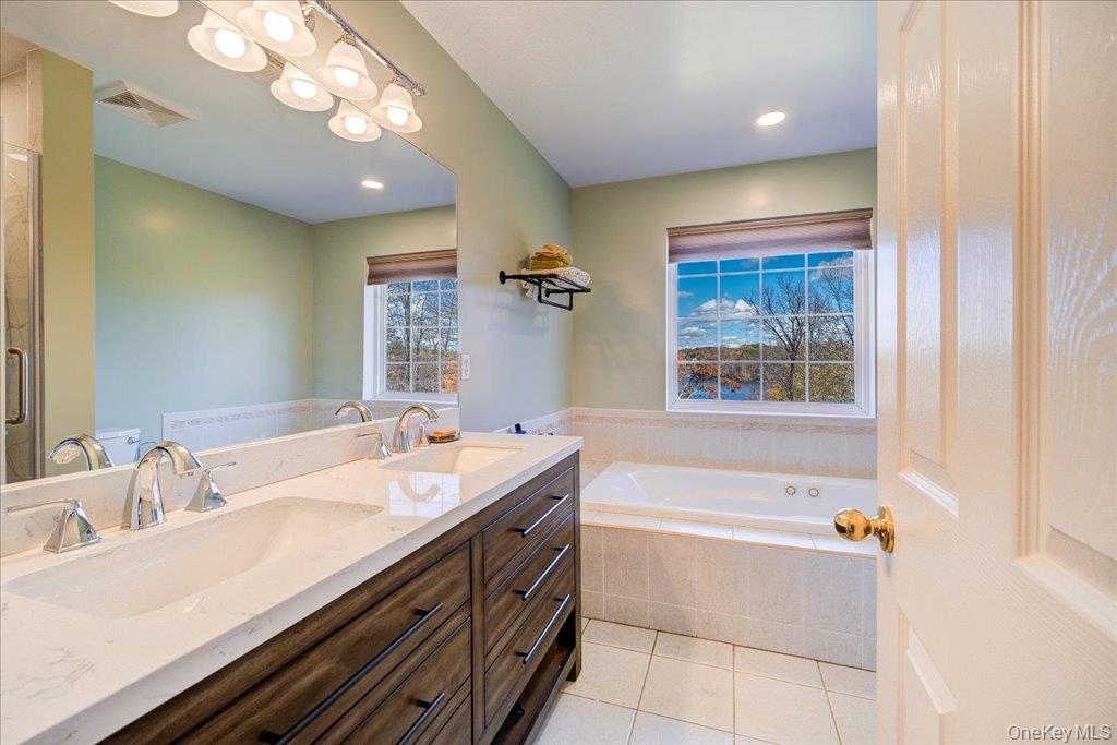 #19 photo, 34 Twin Lakes Road, Monroe , NY 10950